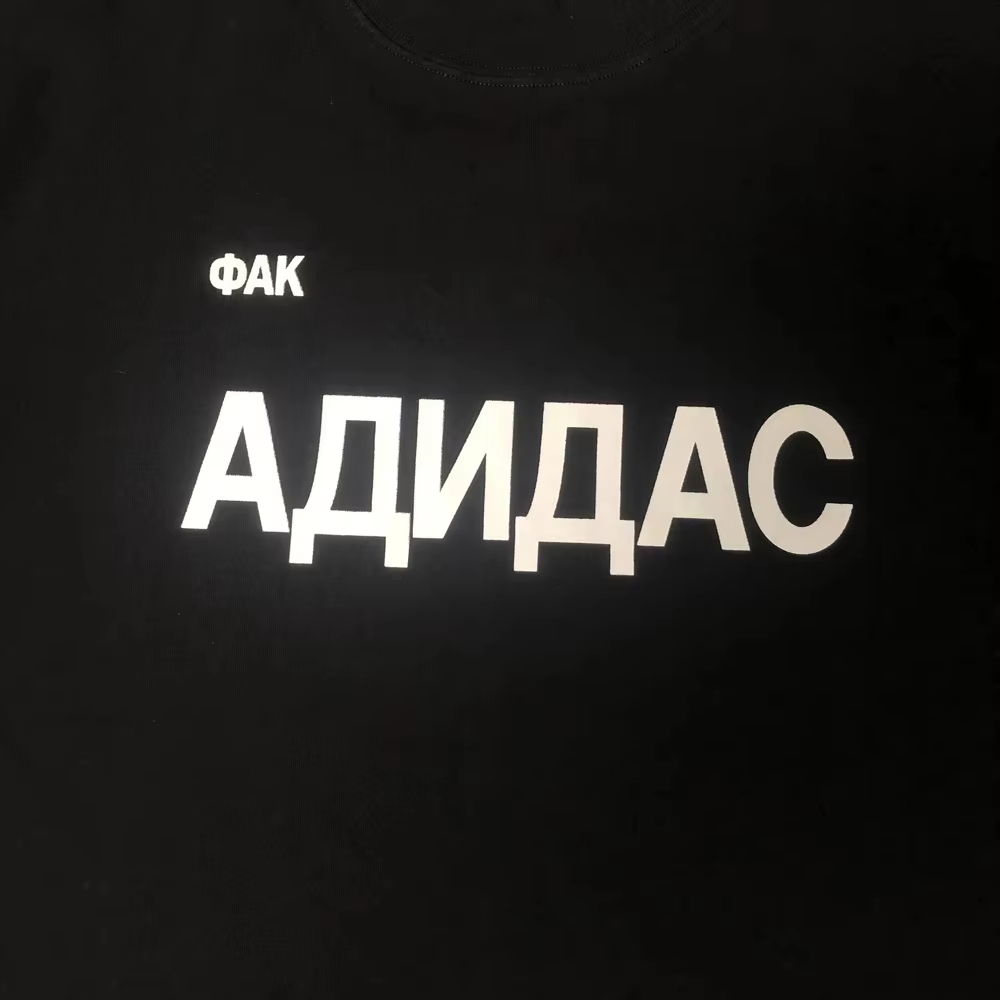 Camiseta Gráfica de Algodón YZ - Streetwear Brand Aesthetic reseña y precio